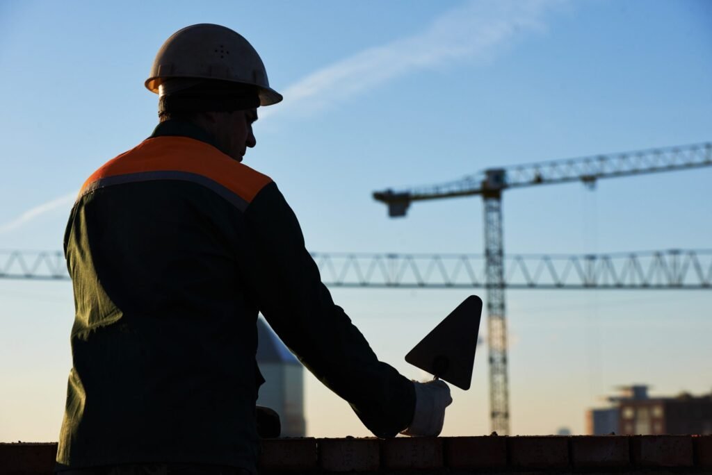 HSE-warns-against-construction-sites-failing-to-implement-social-distancing-©-Dmitry-Kalinovsky